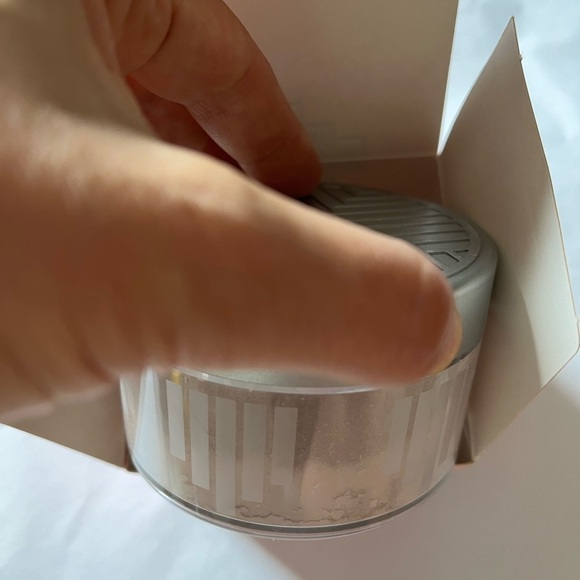 Charles of the Ritz custom blended powder brand new shade Soft Pink - Picture 13 of 16